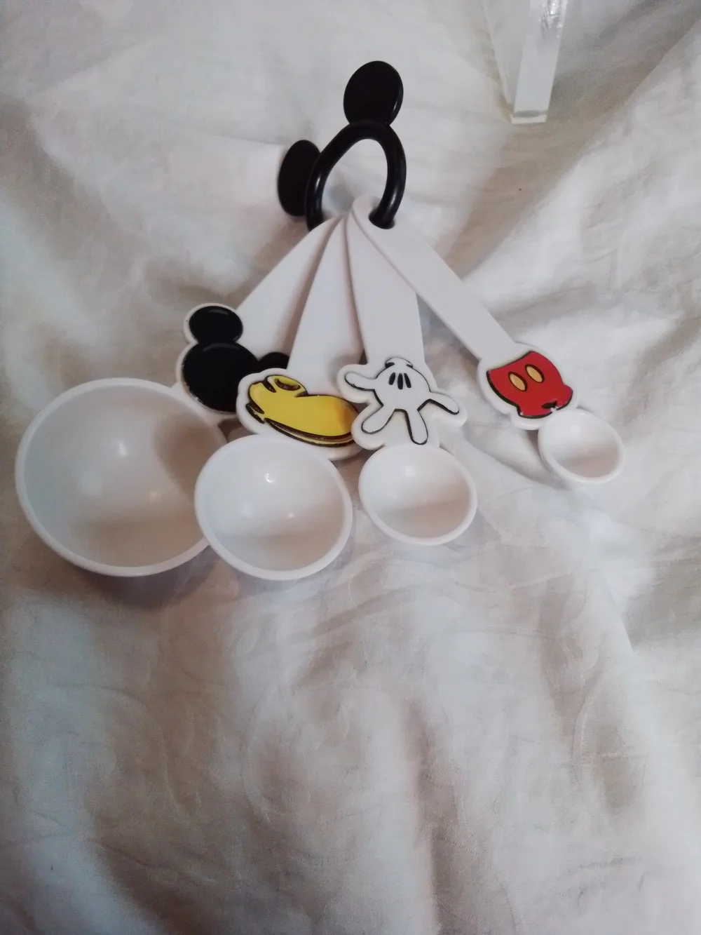 Vintage 1980's Disney Mickey Mouse Measuring Spoon Set with Character Accents